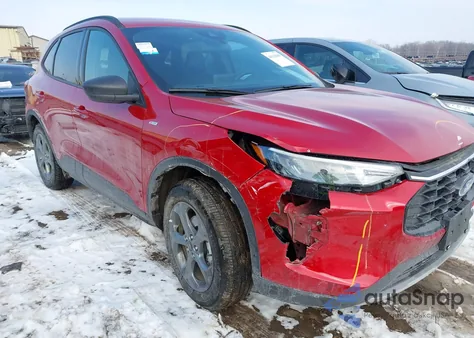 2025 Ford Escape St-Line z USA, uszkodzony, nr VIN 1FMCU9MN2SUB19414